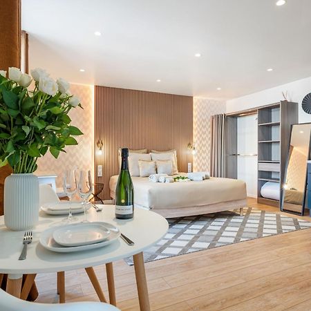 Nice Renting - Love Room Massena - Luxe Room - Jacuzzi - Terrace - King Bed - Ac Dış mekan fotoğraf