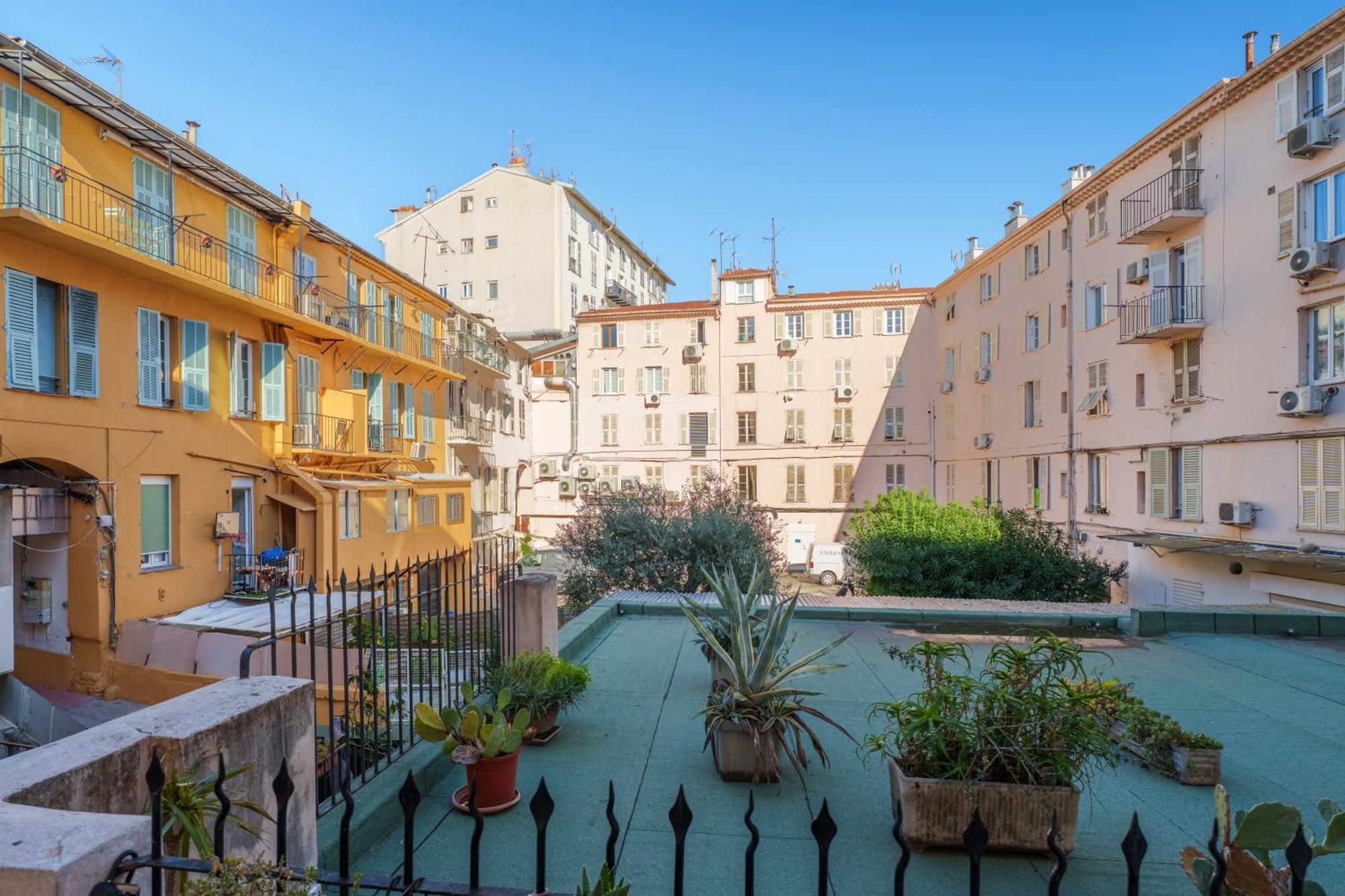 Nice Renting - Love Room Massena - Luxe Room - Jacuzzi - Terrace - King Bed - Ac Dış mekan fotoğraf
