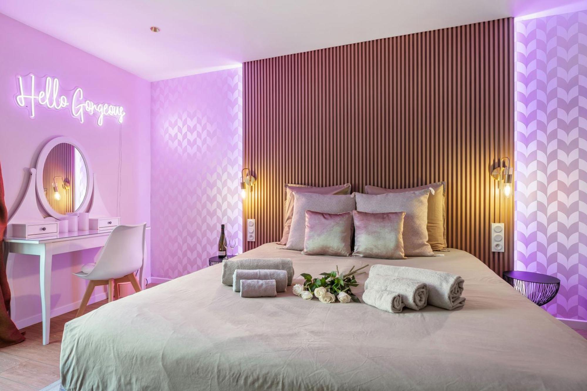 Nice Renting - Love Room Massena - Luxe Room - Jacuzzi - Terrace - King Bed - Ac Dış mekan fotoğraf